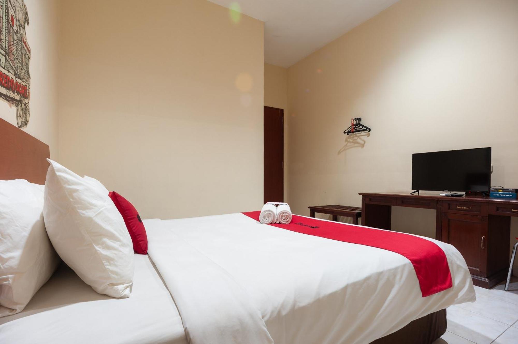 Reddoorz Plus Near Plaza Blok M Τζακάρτα Εξωτερικό φωτογραφία