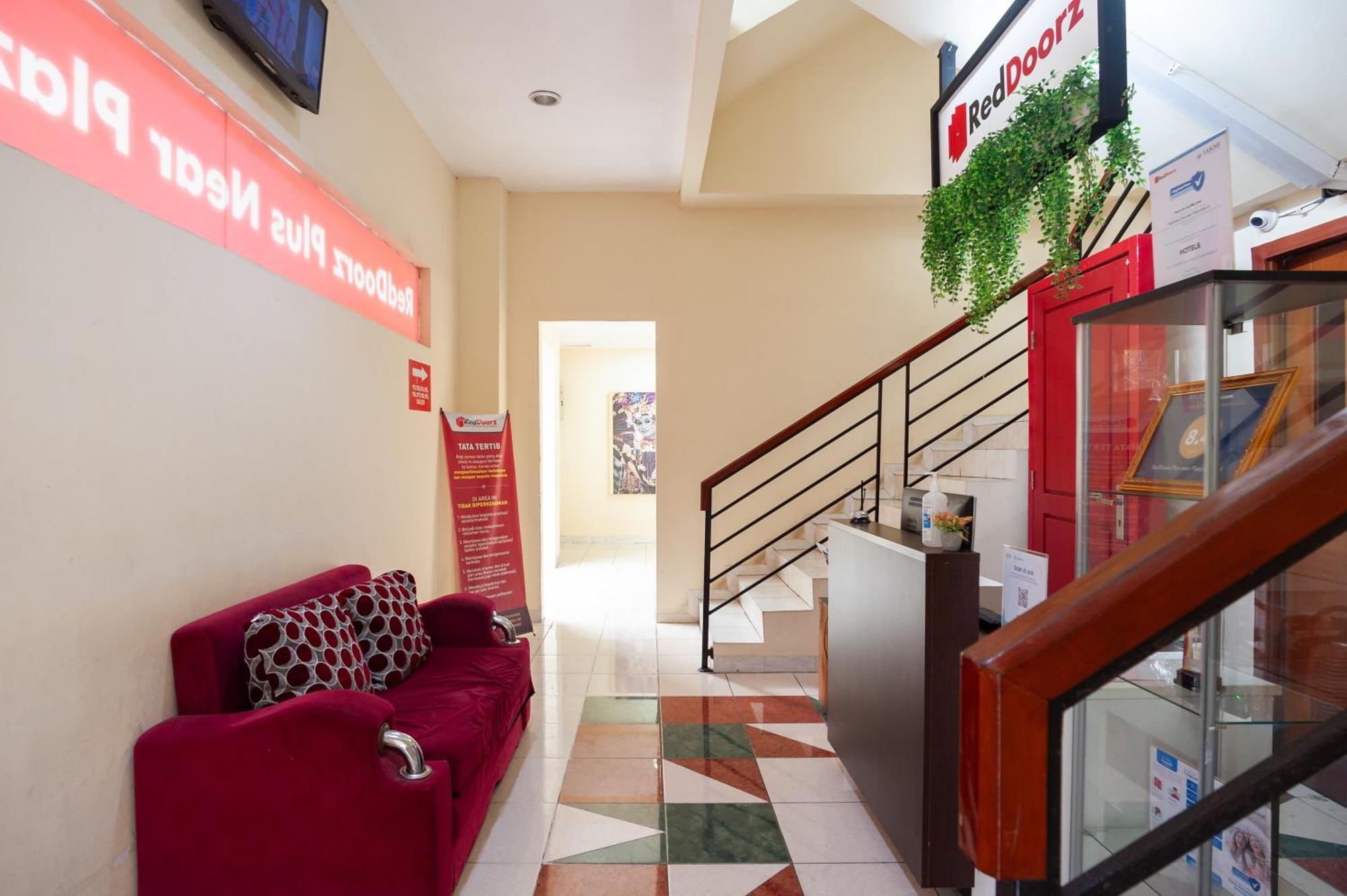 Reddoorz Plus Near Plaza Blok M Τζακάρτα Εξωτερικό φωτογραφία