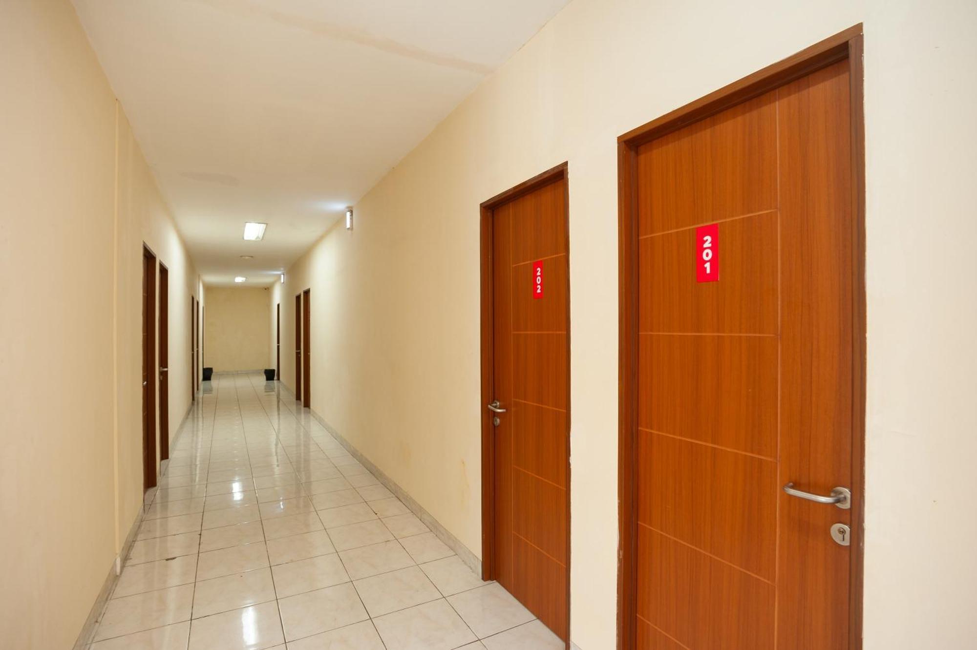 Reddoorz Plus Near Plaza Blok M Τζακάρτα Εξωτερικό φωτογραφία